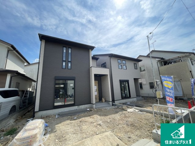 京都市伏見区日野西大道町　新築一戸建ての外観|周辺は落ち着いた街並みの住宅地！子育てがしやすい住環境です！まだ未完成ですが、現地でしかわからない事もございます。是非一度ご覧ください。
