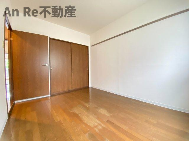 グリーンヴィレッジ東川口の洋室