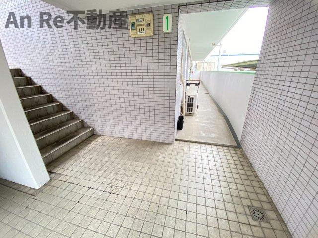 グリーンヴィレッジ東川口のロビー