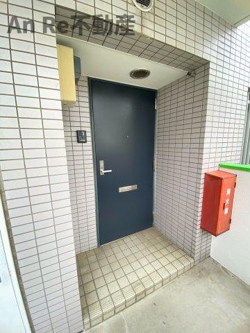 グリーンヴィレッジ東川口のエントランス