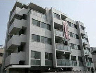 【外観】 | イーストポイント中野 | 鉄筋コンクリート造のがっちりとした建物。