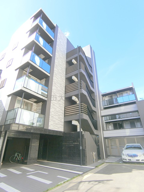 ロアール千鳥町駅前の外観