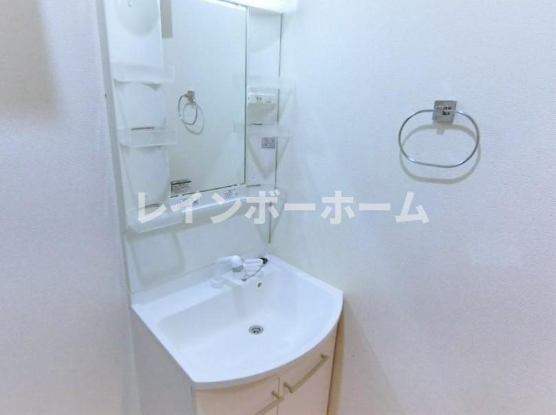 アルヴィータ壱番館の独立洗面台