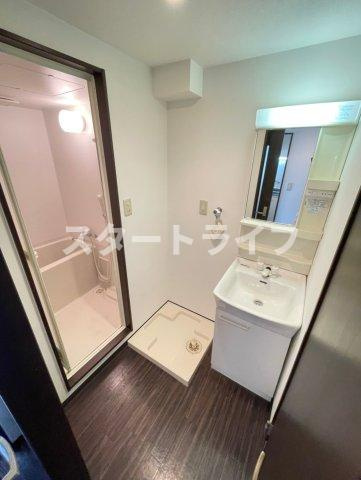 大阪市東淀川区東中島４丁目の賃貸マンションの洗面所