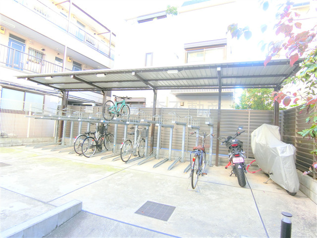 ガリシア蒲田SOUTHのその他共用部分|屋根付き駐輪場
