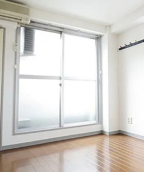 小平市学園西町１丁目の賃貸マンションの居間・リビング
