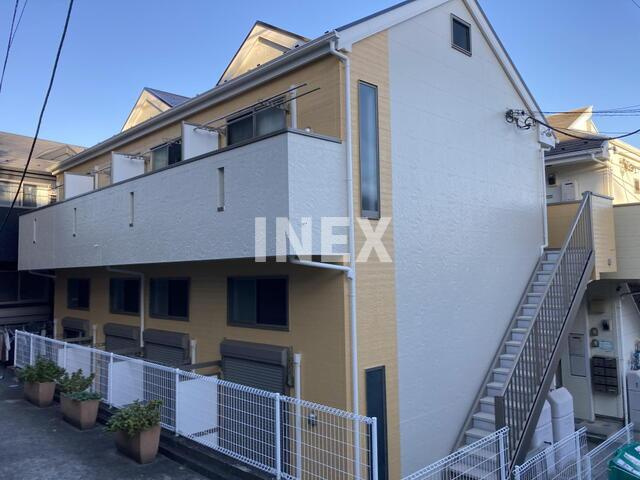 横浜市鶴見区岸谷２丁目のアパートの外観