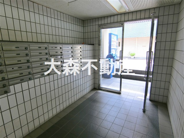 アイディ平和島のエントランス