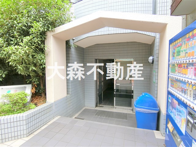 アイディ平和島のエントランス