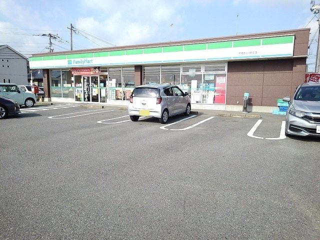 シャルマンヒロ壱番館の周辺|ファミリーマート鳥栖あさひ新町まで350m