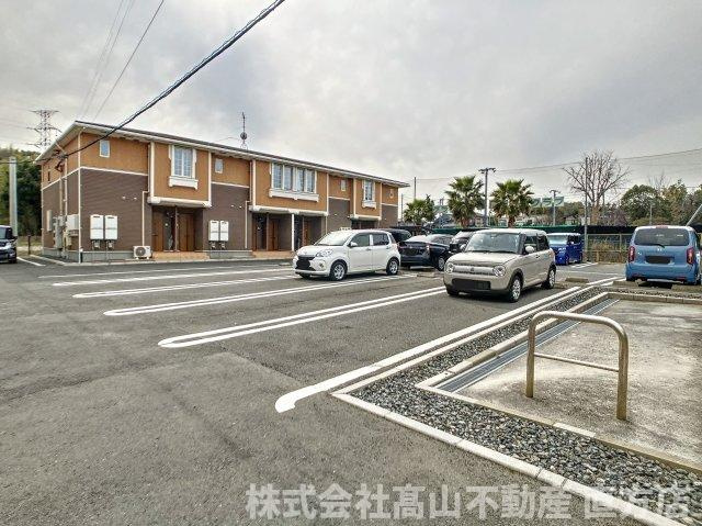 北九州市八幡西区木屋瀬東４丁目のアパートの駐車場