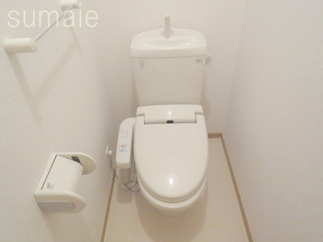 プリムローズのトイレ|温水洗浄便座完備で快適です♪