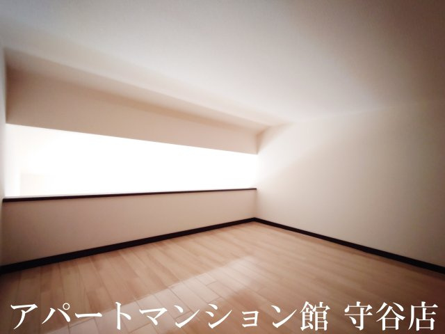 ＣＬＡＩＲ ＪＵＮのその他