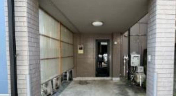 貸家　目黒区下目黒のロビー