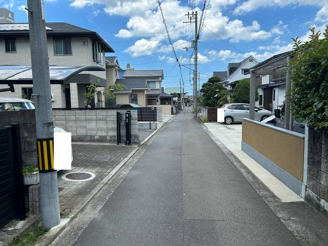 道後緑台の前面道路含む現地写真