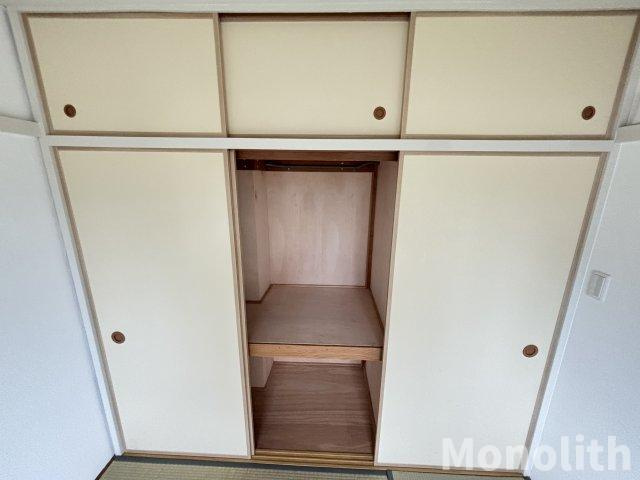 鶴山台12号棟の収納
