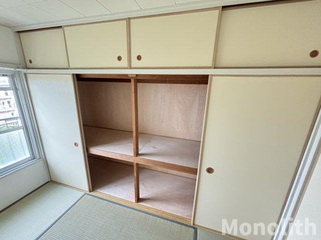 鶴山台12号棟の収納