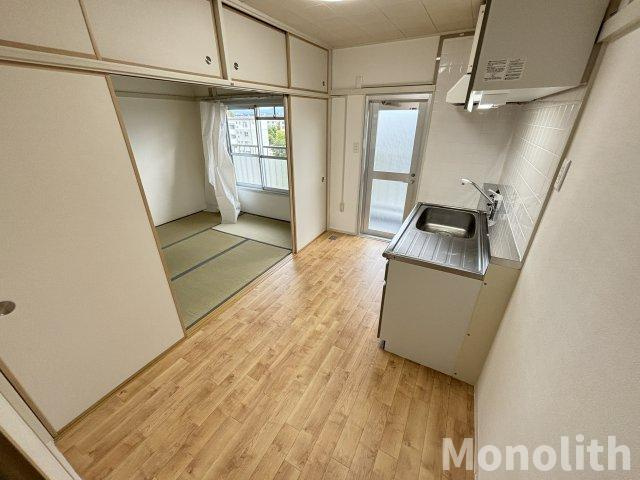 鶴山台12号棟の内装