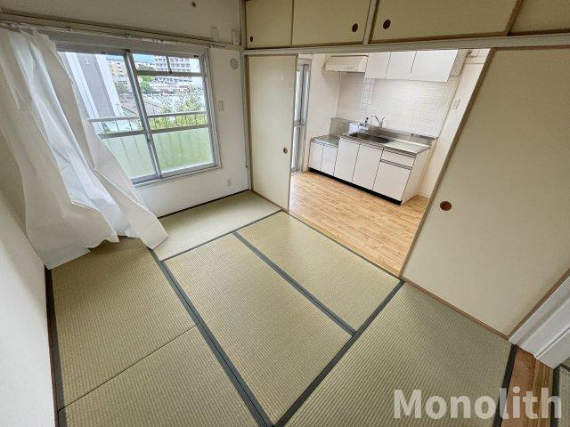鶴山台12号棟の内装