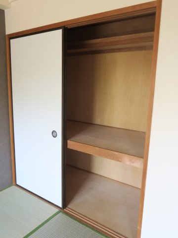 フジヴェール法連寺山の収納