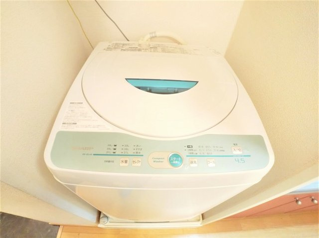 レオパレスＷＡＫＯ　３　　のその他|洗濯機