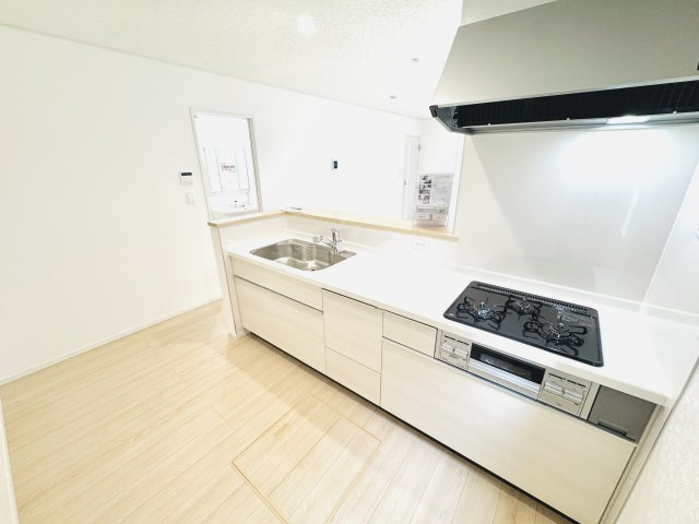 CRADLE GARDEN 足利市田中町第5　新築住宅3号棟のキッチン