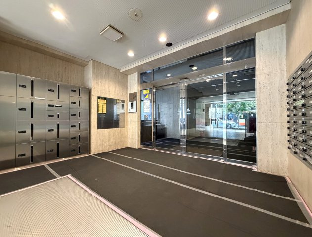 藤沢ダイカンプラザのエントランス|エントランス部分です。