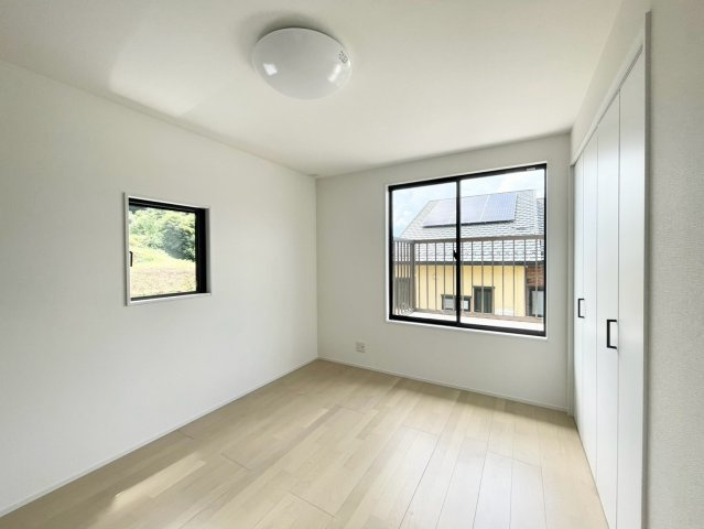 安曇野市明科中川手の洋室