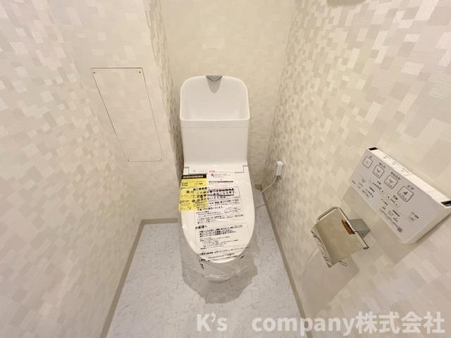●茅ヶ崎市香川1丁目　ライトタウン茅ヶ崎2号棟のトイレ|白を基調とした清潔感のあるトイレ◇
