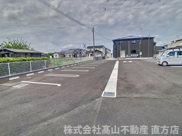 グランノ２　102の駐車場