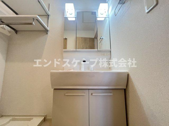 ハイウィローⅥの洗面所|高崎、前橋のお部屋探しはエンドスケープまで！お客様の理想お聞かせ下さい♪