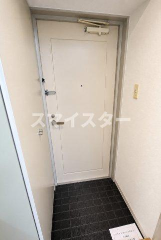 ウィン船橋の玄関