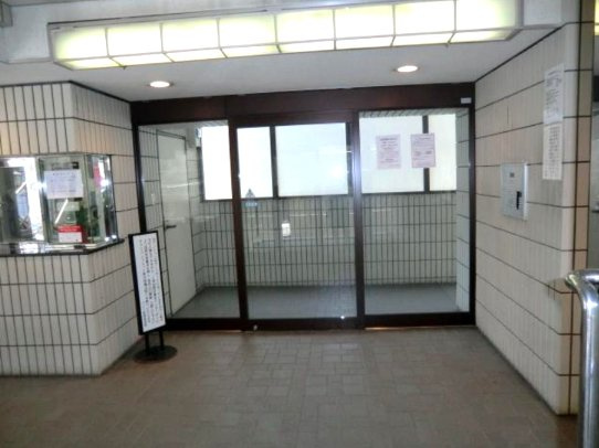 ウィン船橋のロビー