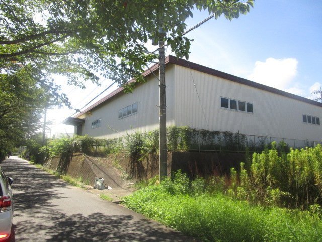 中郡大磯町国府本郷の倉庫
