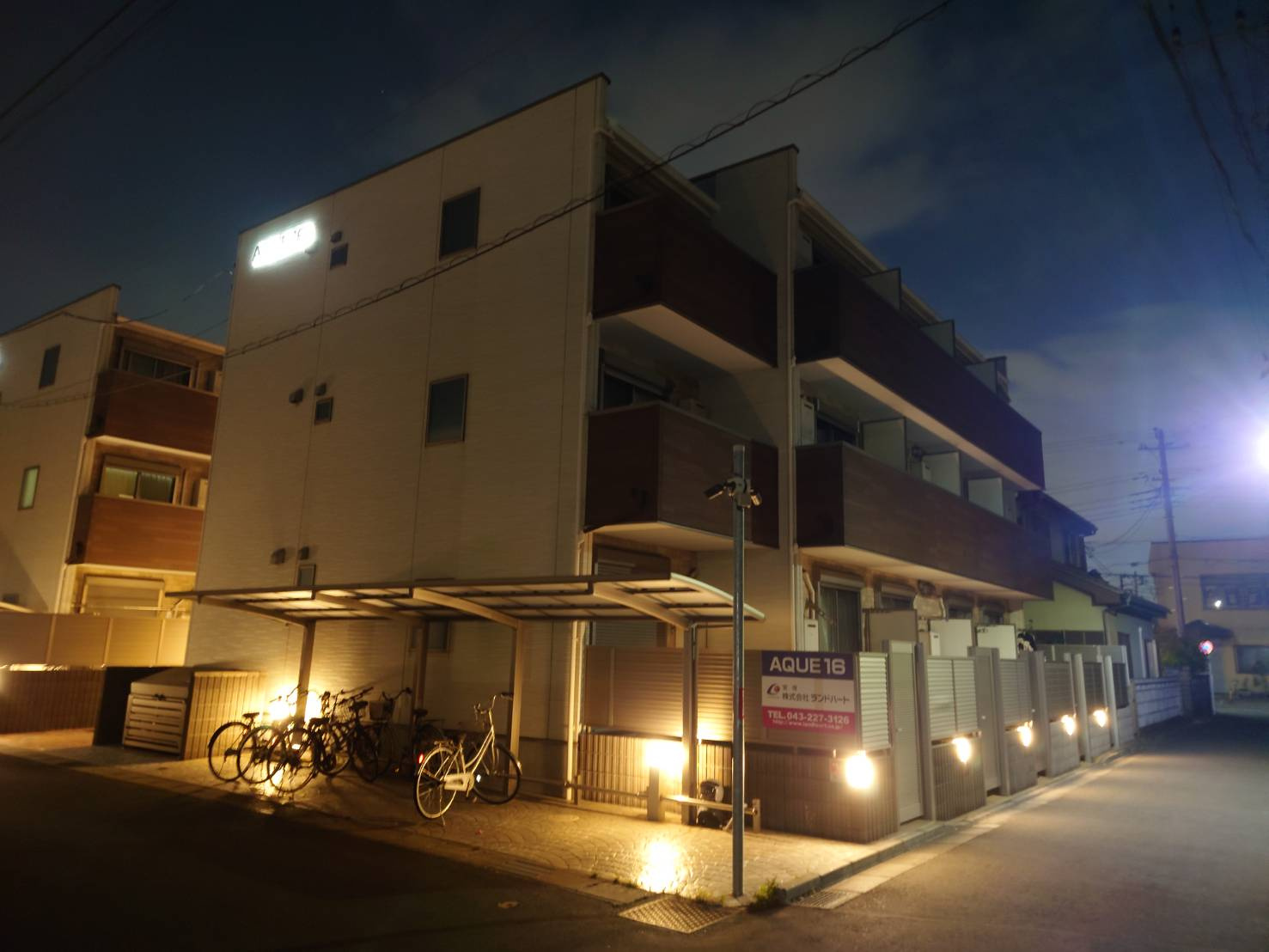 AQUE16の外観