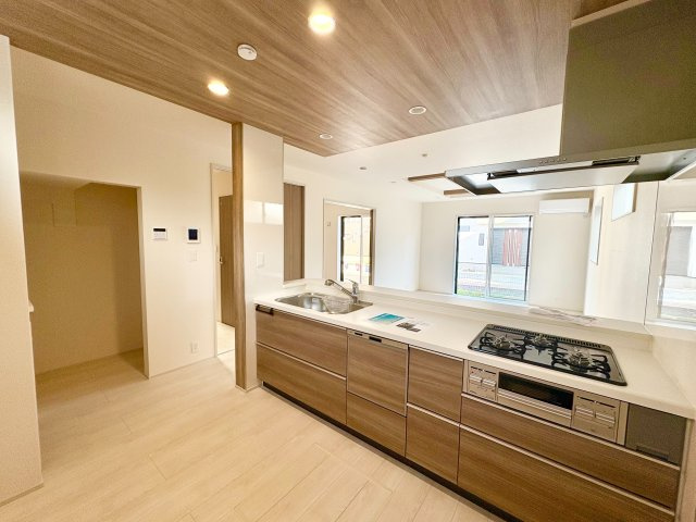 《仲介手数料半額》坂戸市元町全4棟　2号棟のキッチン