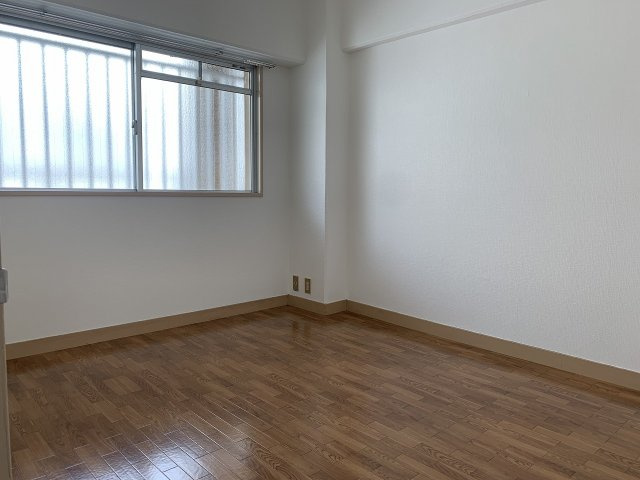 第二丸信ハイツの子供部屋