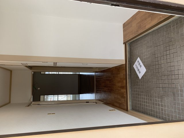 第二丸信ハイツの玄関