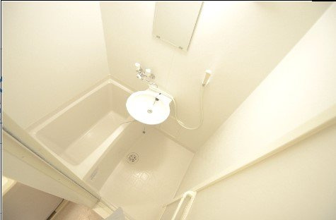 レオパレスシャルマンＳＡＫＡＭＯＴＯの浴室|備品や設備仕様は号室等により異なります現地をご確認下さい。