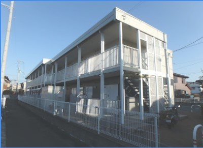 レオパレスシャルマンＳＡＫＡＭＯＴＯの外観|備品や設備仕様は号室等により異なります現地をご確認下さい。