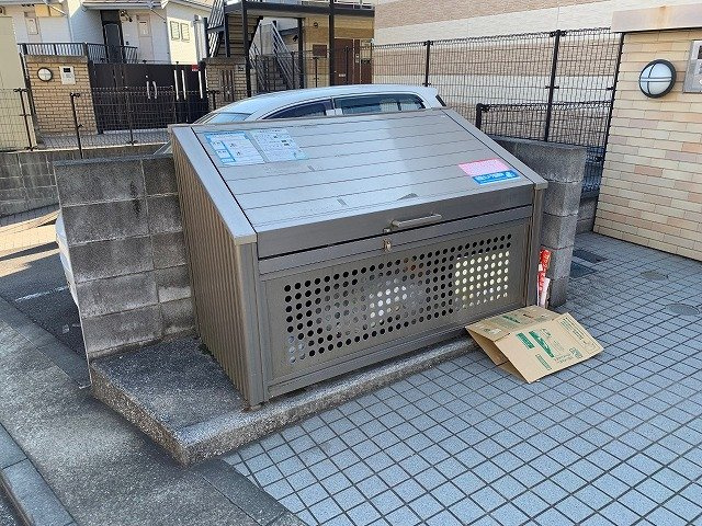 レオパレス具々田のその他|ダストボックス
