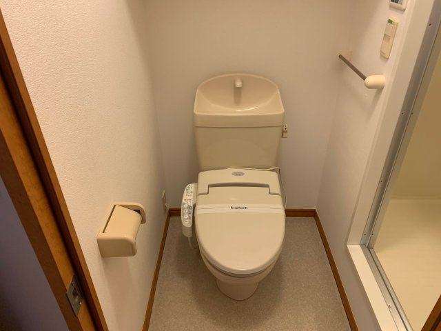 レオパレス具々田のその他|温水洗浄便座設置