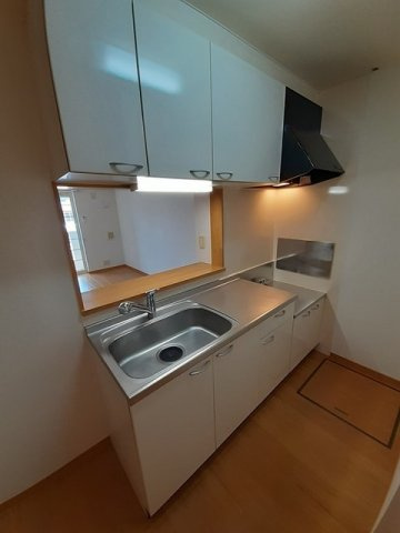 プロムナード弐番館　　刈谷市近郊の賃貸はクラスホーム刈谷店のキッチン|きれいなキッチンです
