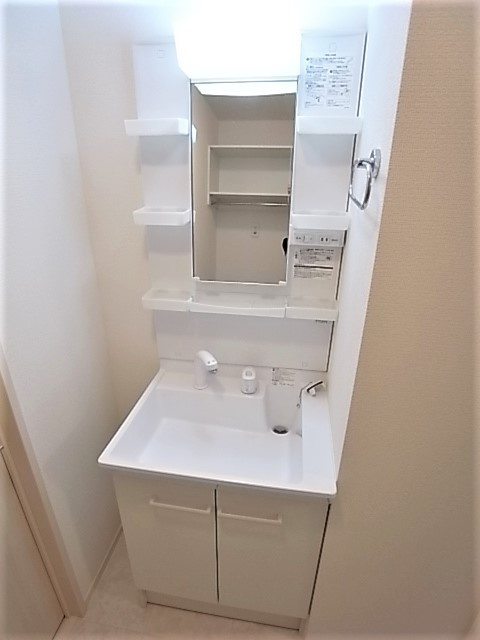 みだ六アパートメント御影の洗面所