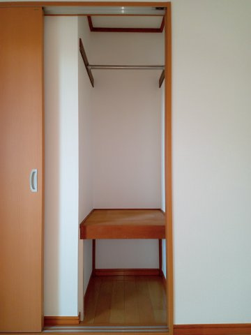 川崎市多摩区菅城下の賃貸マンションの収納|別部屋参考