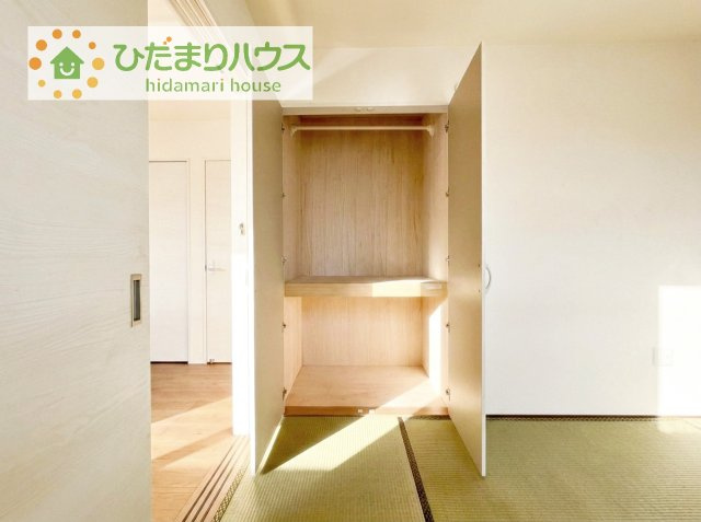 【収納】 | 阿見町よしわら２丁目　中古戸建 | 和室には収納もあり、お布団なども州の可能！
※家具等をAI加工により削除しております。