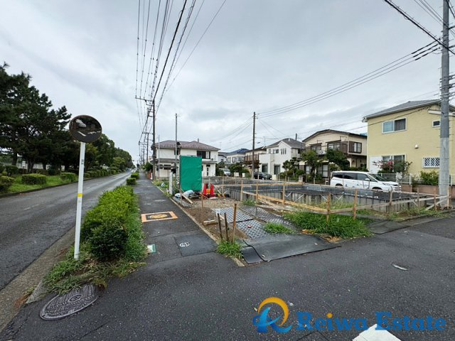 新築戸建　藤沢市辻堂太平台1丁目の前面道路含む現地写真
