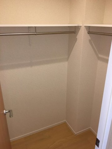 クレイノＷＥＳＴ八潮の内装