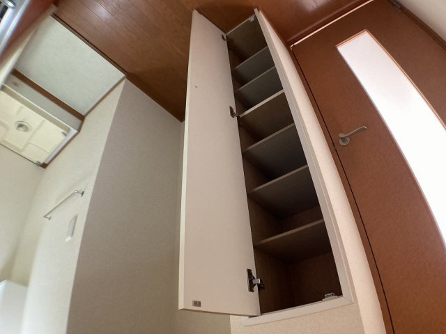 レオパレスグランシャリオ参番館のその他|シューズボックス