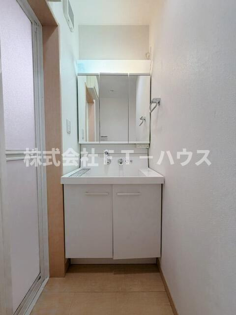 ルミノッソⅣの独立洗面台